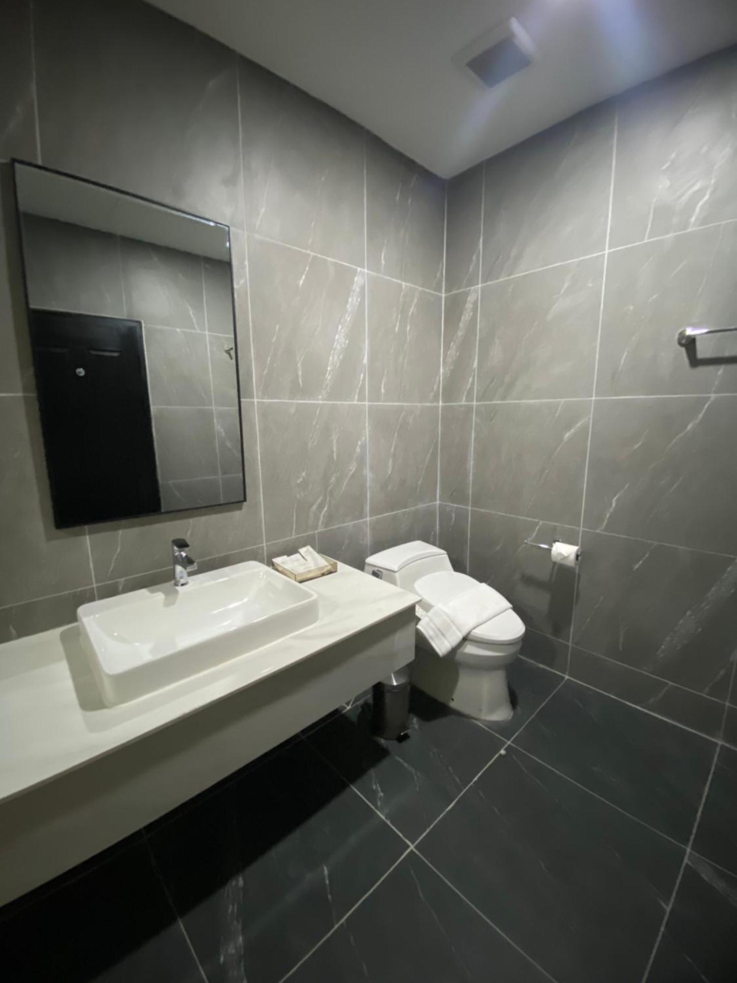 Bb Hotel Savannakhet Luaran gambar